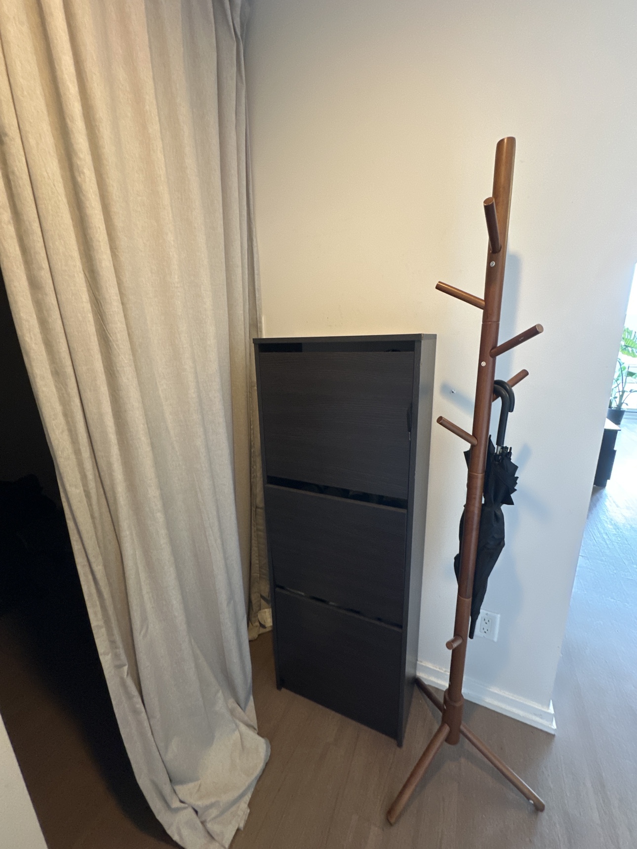 Shoe rack + coat hanger - photo 2