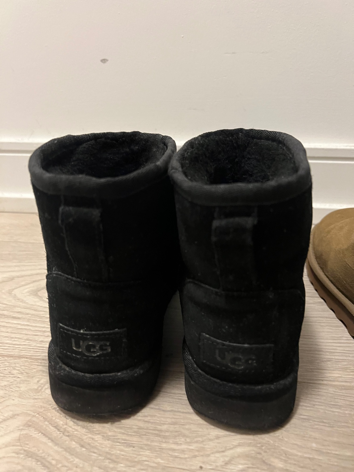 UGG Classic Black Mini Boots - photo 2