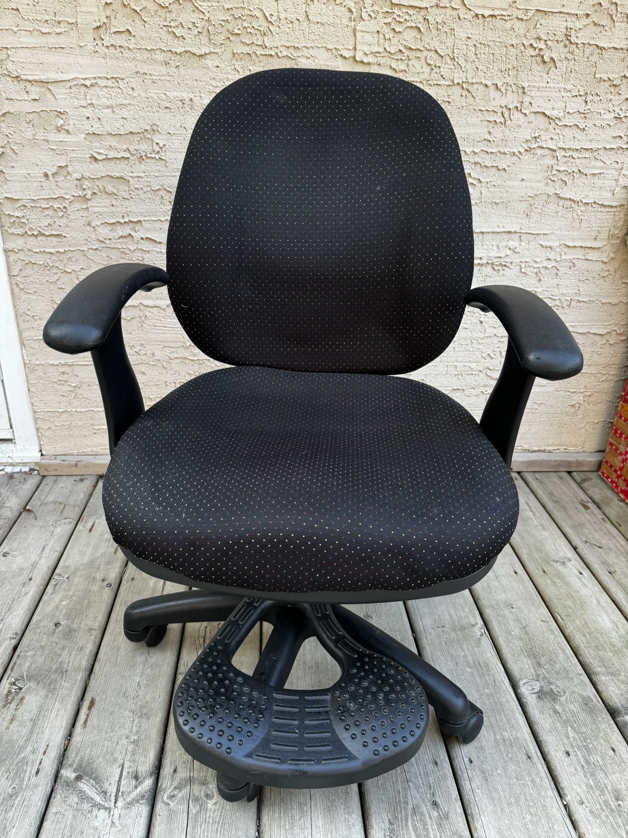 Office Chair with Footrest