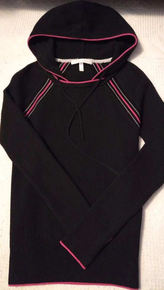 Women's Size Small Hoodies image indicator(7)