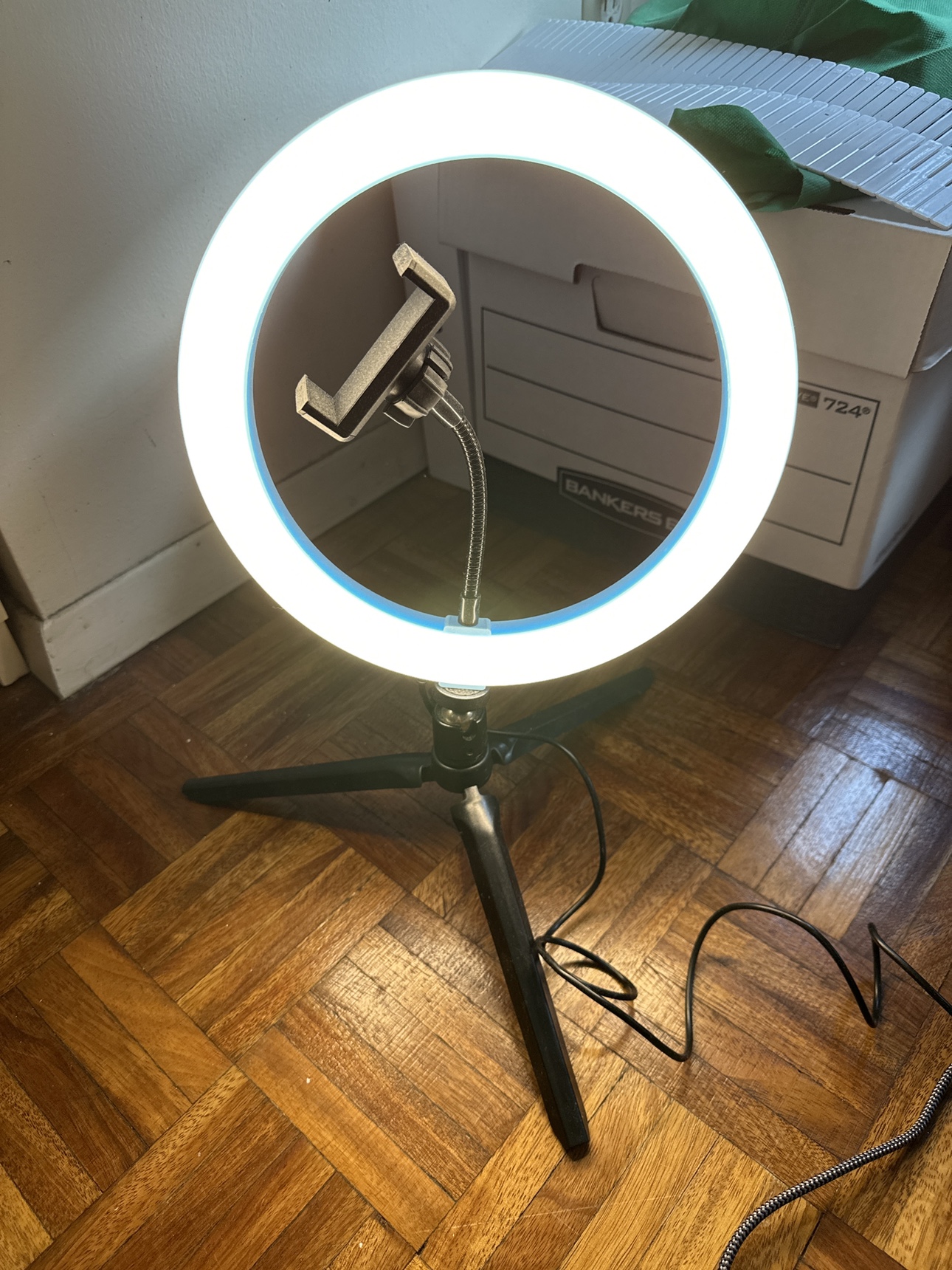 Ring light with stand image indicator(3)