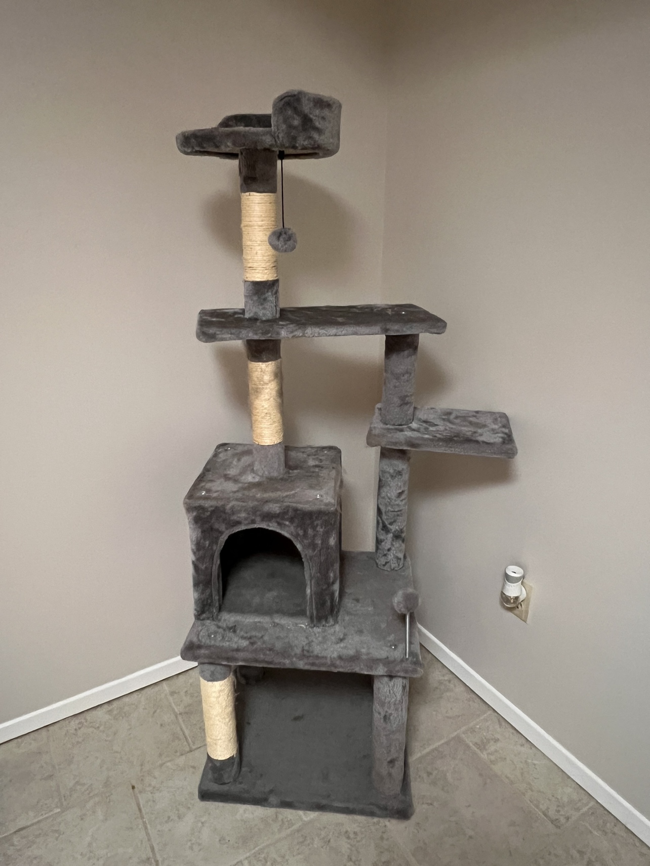 EUC Cat Tree thumbnail