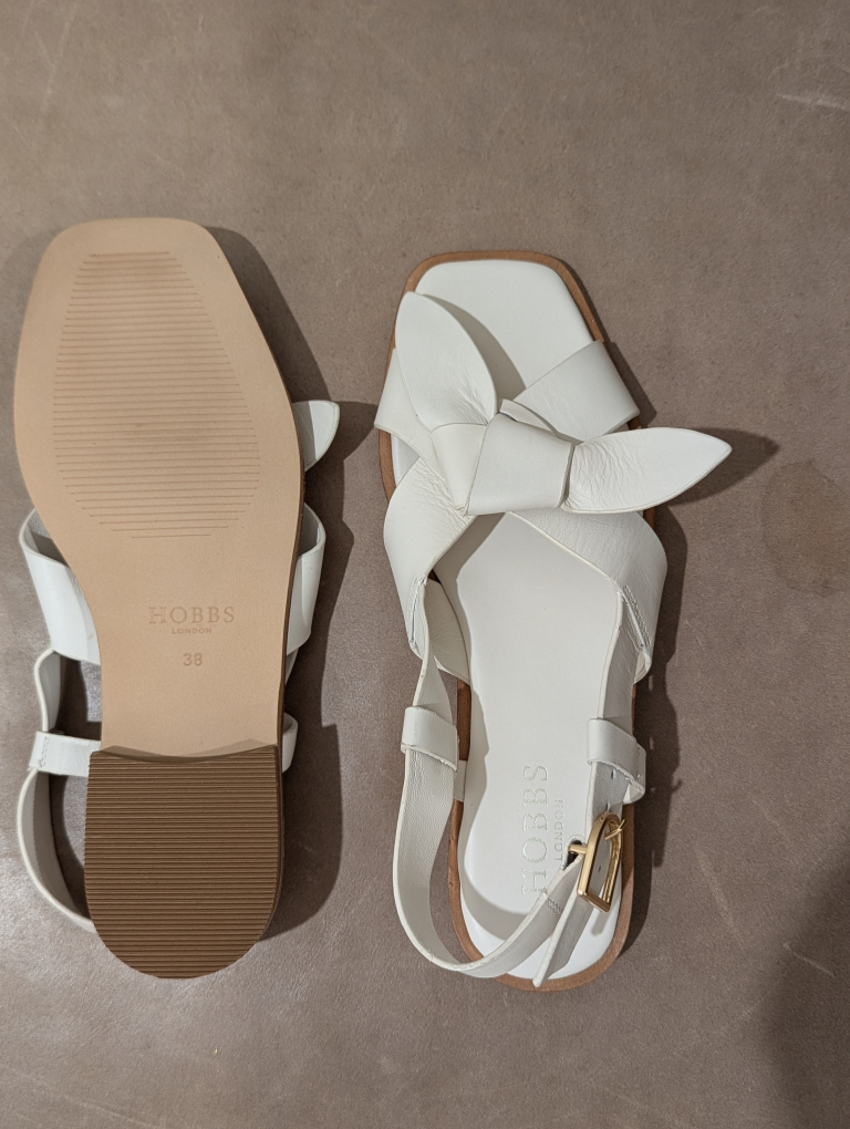 HOBBS WHITE SANDALS - AMAZING QUALITY - photo 2