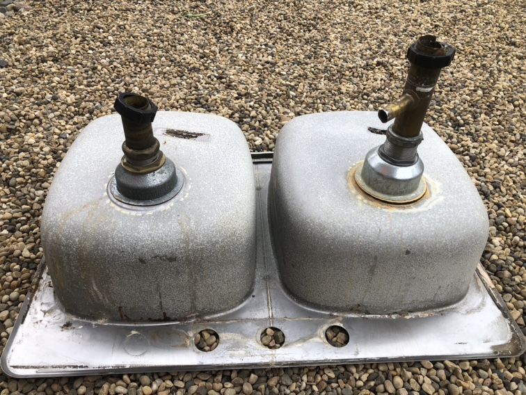 Used stainless steel sink  in NE YEG image indicator(7)