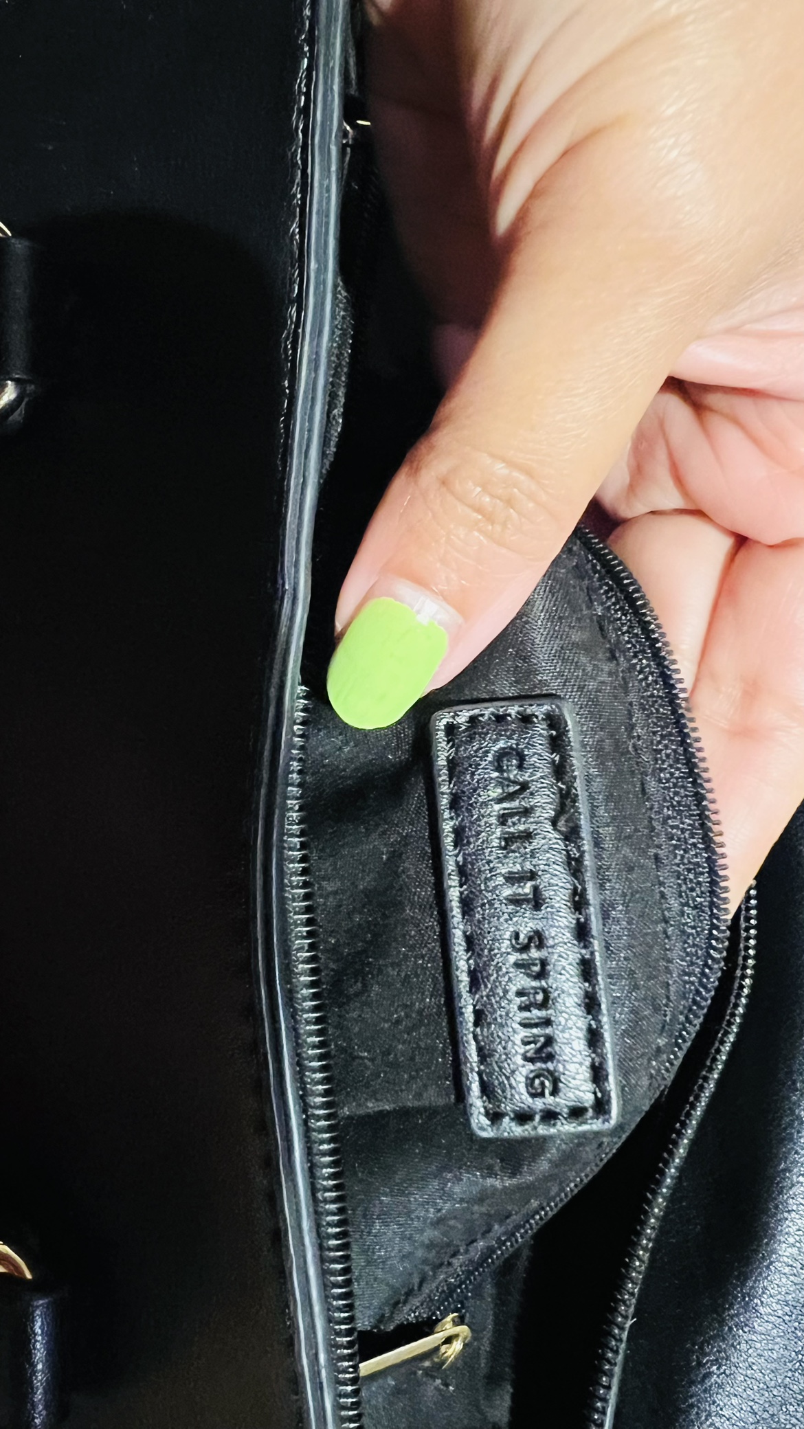 Women's purse image indicator(3)