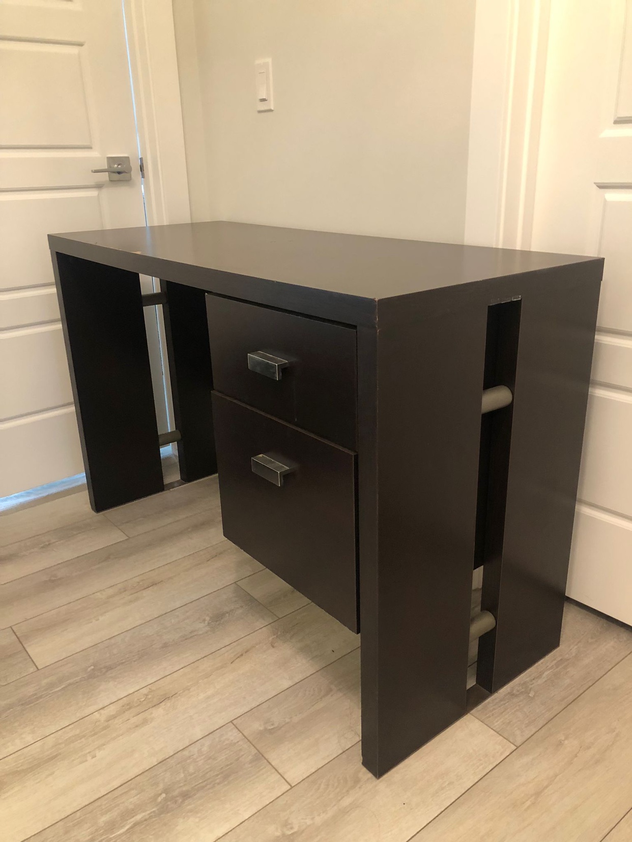 Desk - great condition