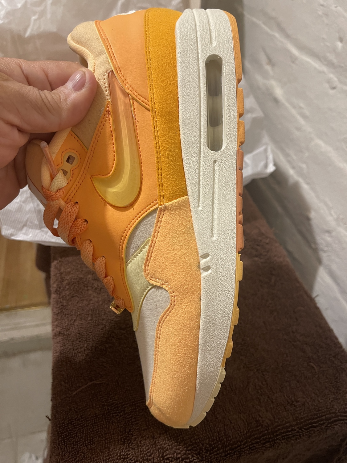 Nike Air Max 1 Puerto Rico image indicator(7)