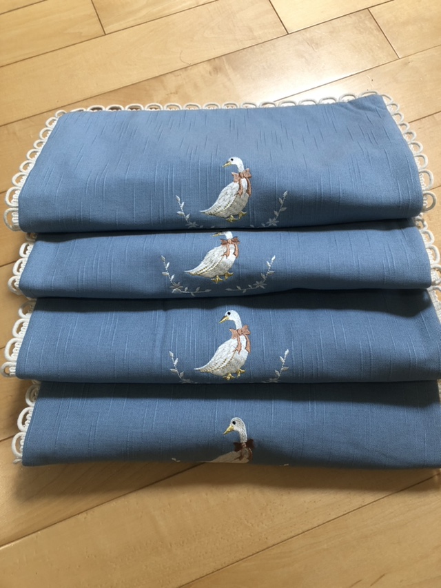🆕 🇰🇷Set of 4 Embroidered Duck Throw Cushion Cover image indicator(2)