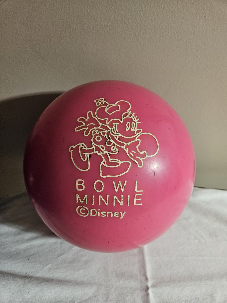 Minnie Mouse Bowling Ball and Bag thumbnail