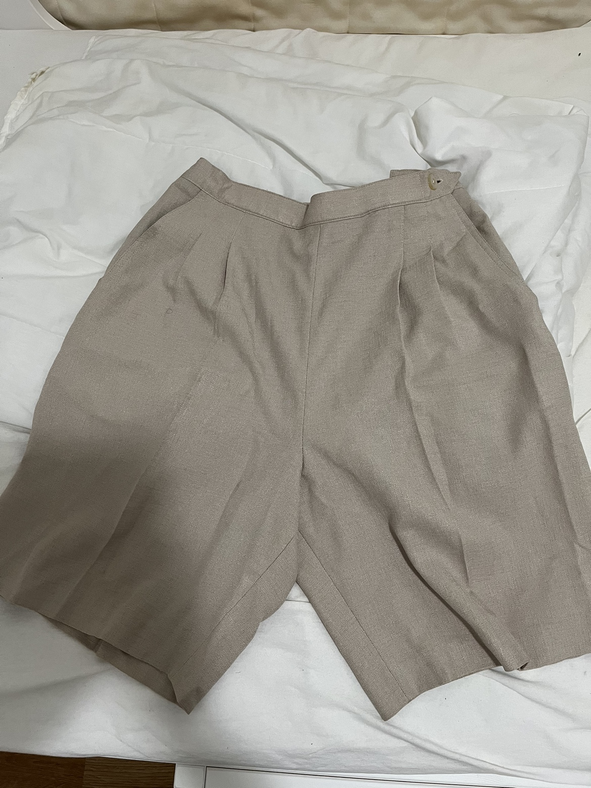Beige Pleated Shorts thumbnail