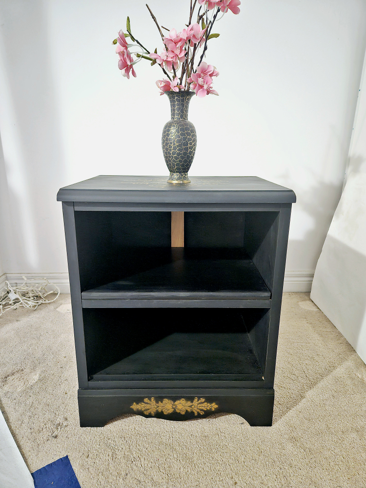 Nightstand / Side Table - photo 3