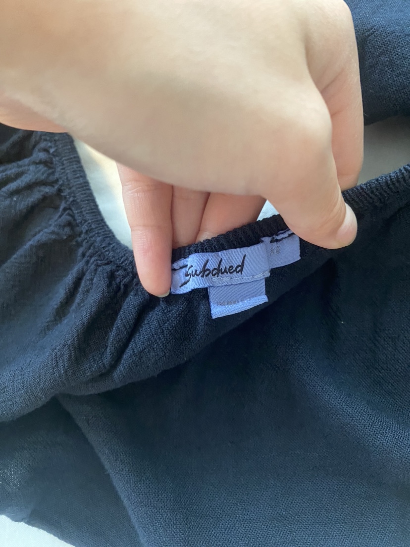 Italian brand subdued summer top image indicator(5)