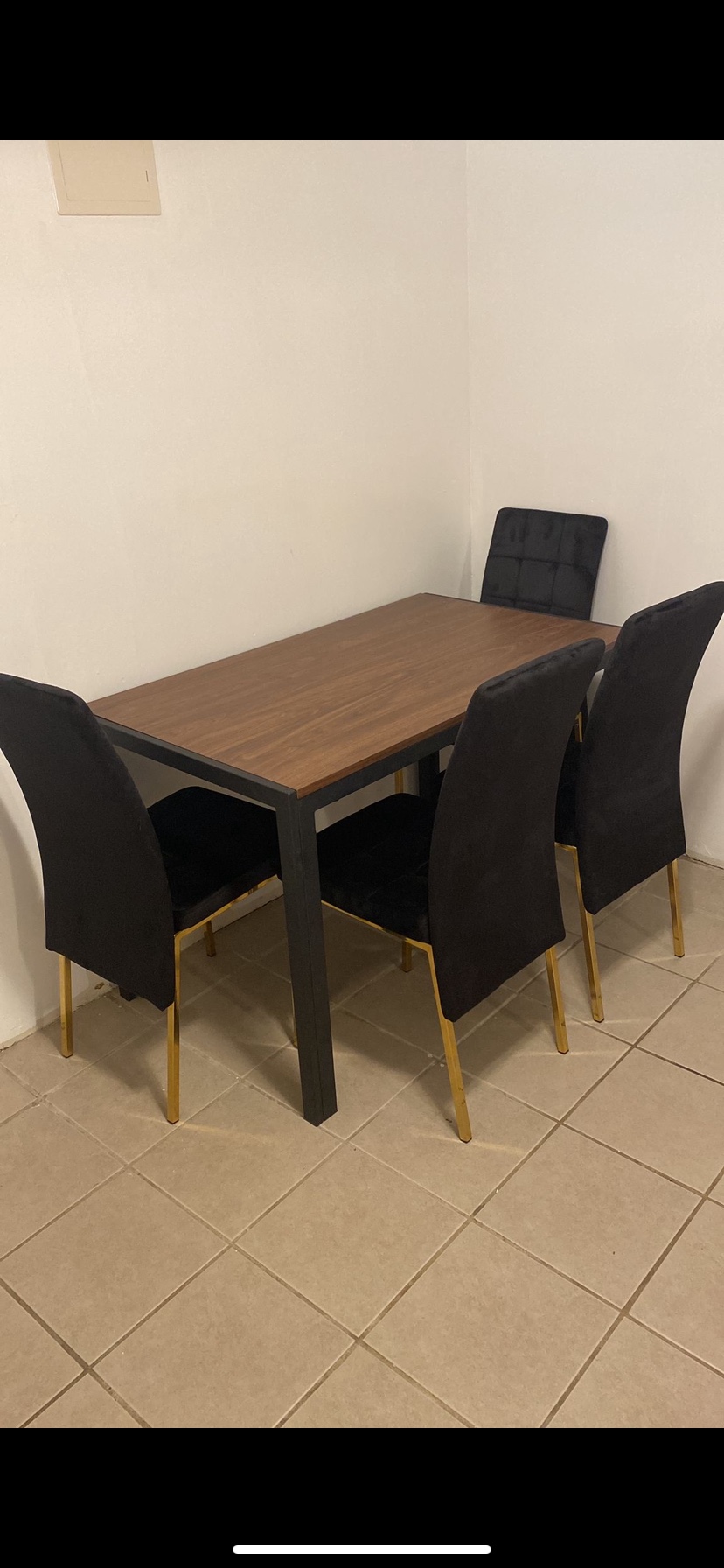 Table set of 4