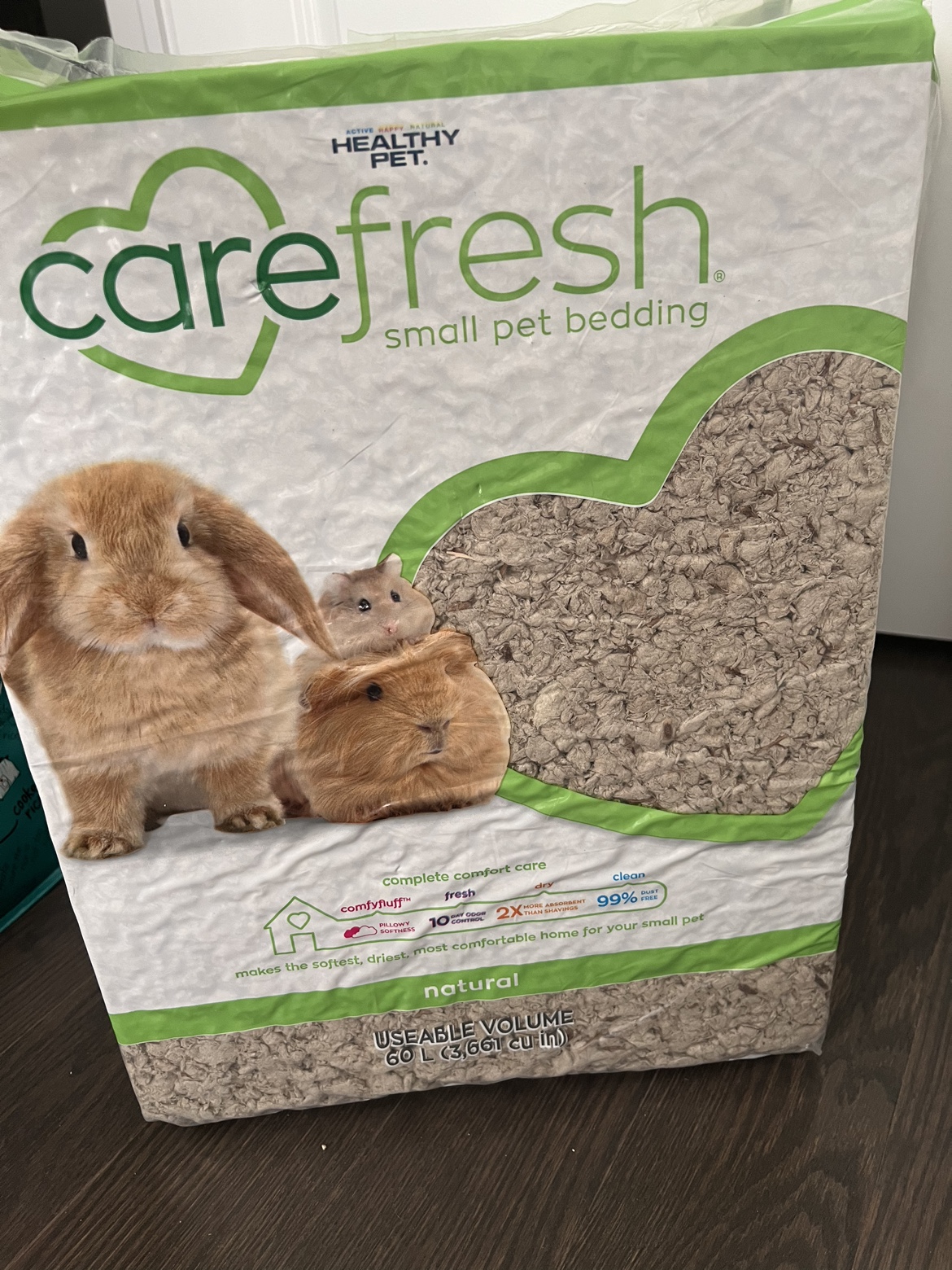 Small pet bedding - natural colour, 60L usable volume