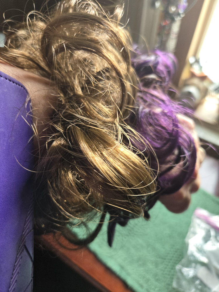 hair buns thumbnail