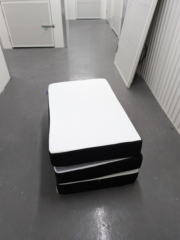 SECRETLAND Tri-Foldable 6in Thick Twin Mattress - photo 4