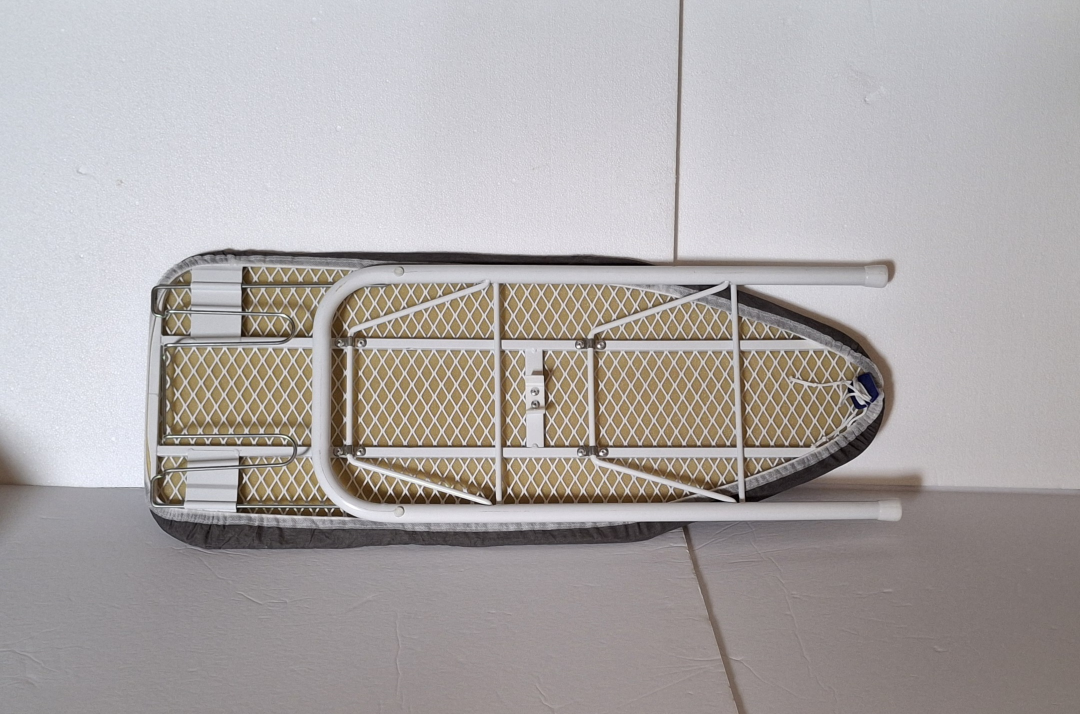 Small steel Ironing board image indicator(4)