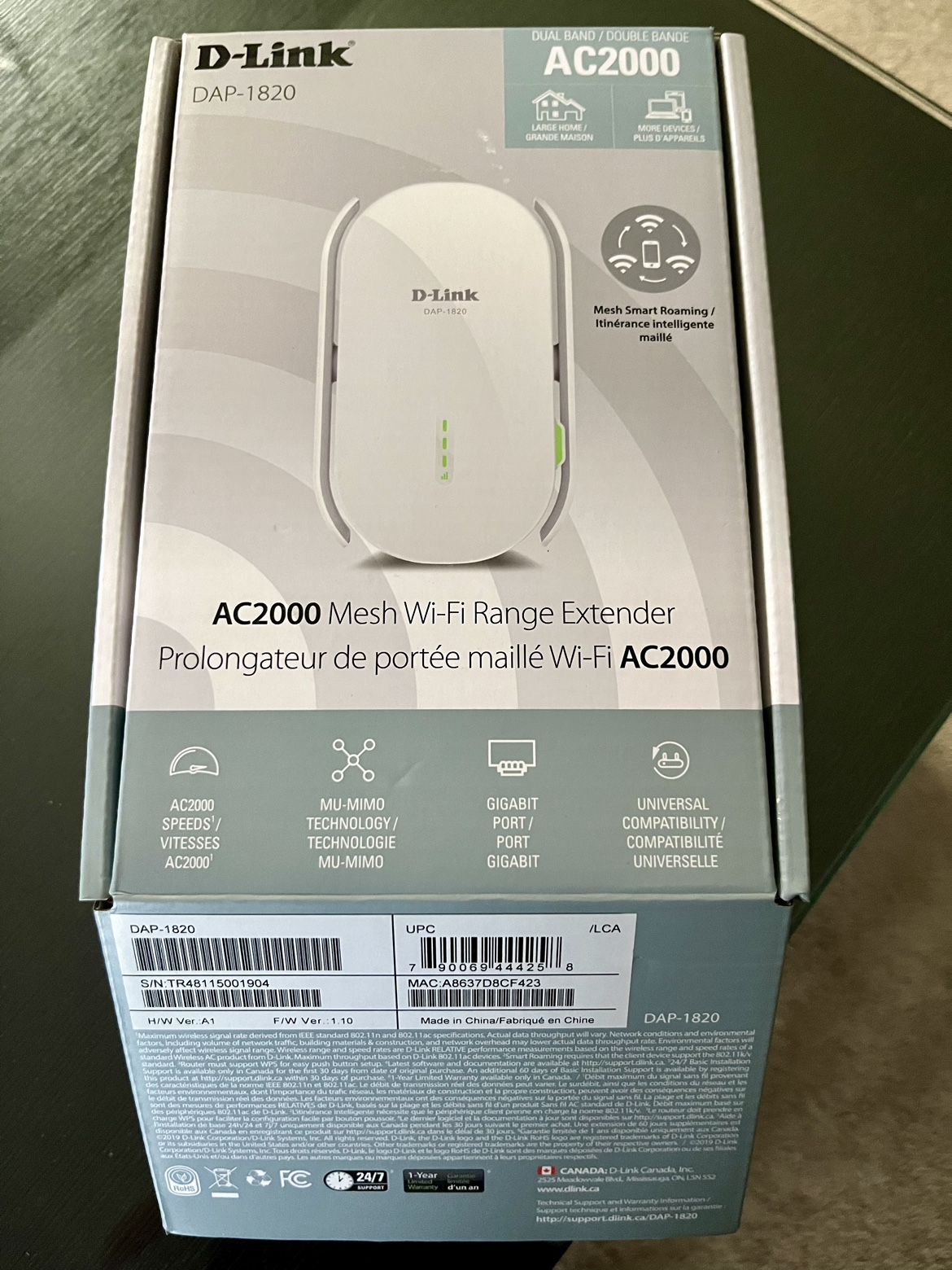 D-Link DAP-1820 Wireless AC2000 Range Extender thumbnail