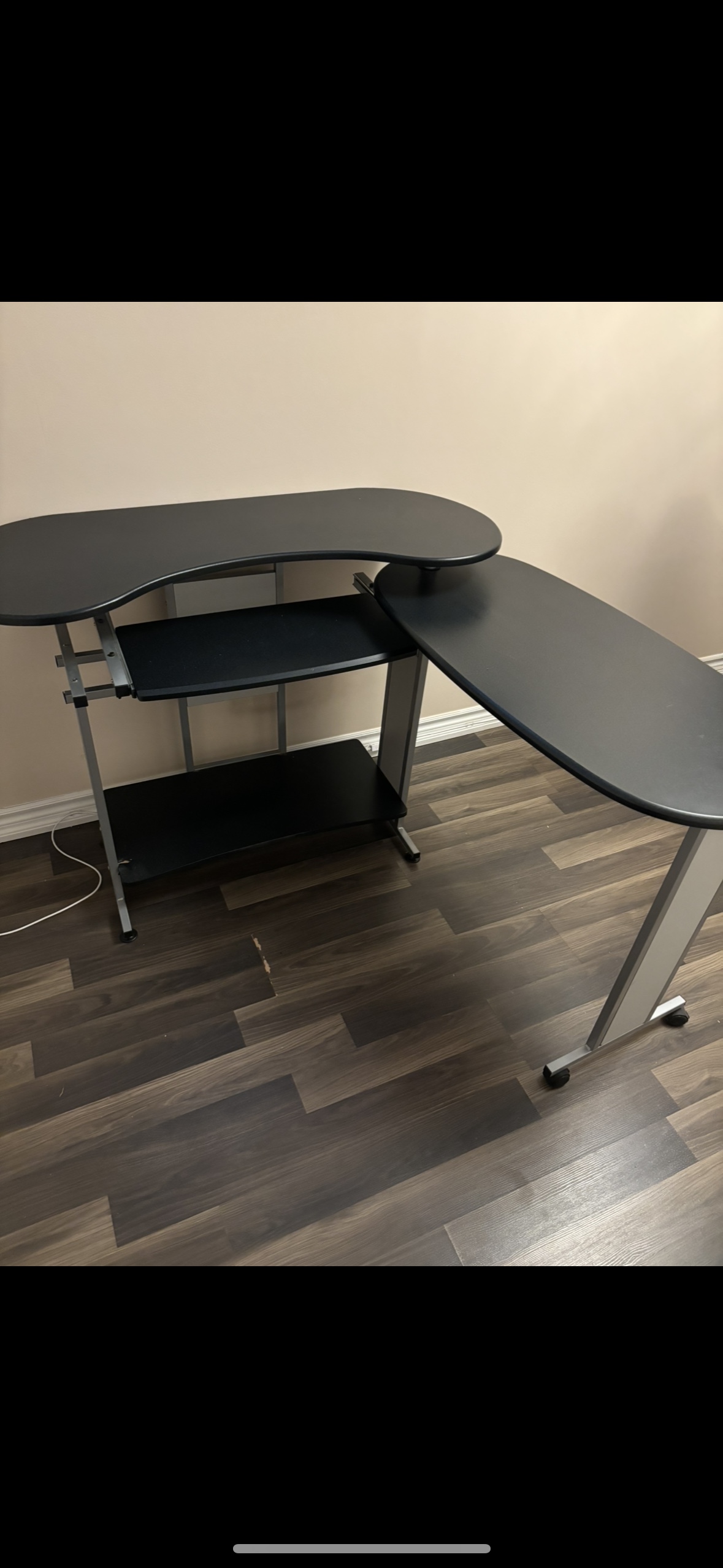 Desk thumbnail