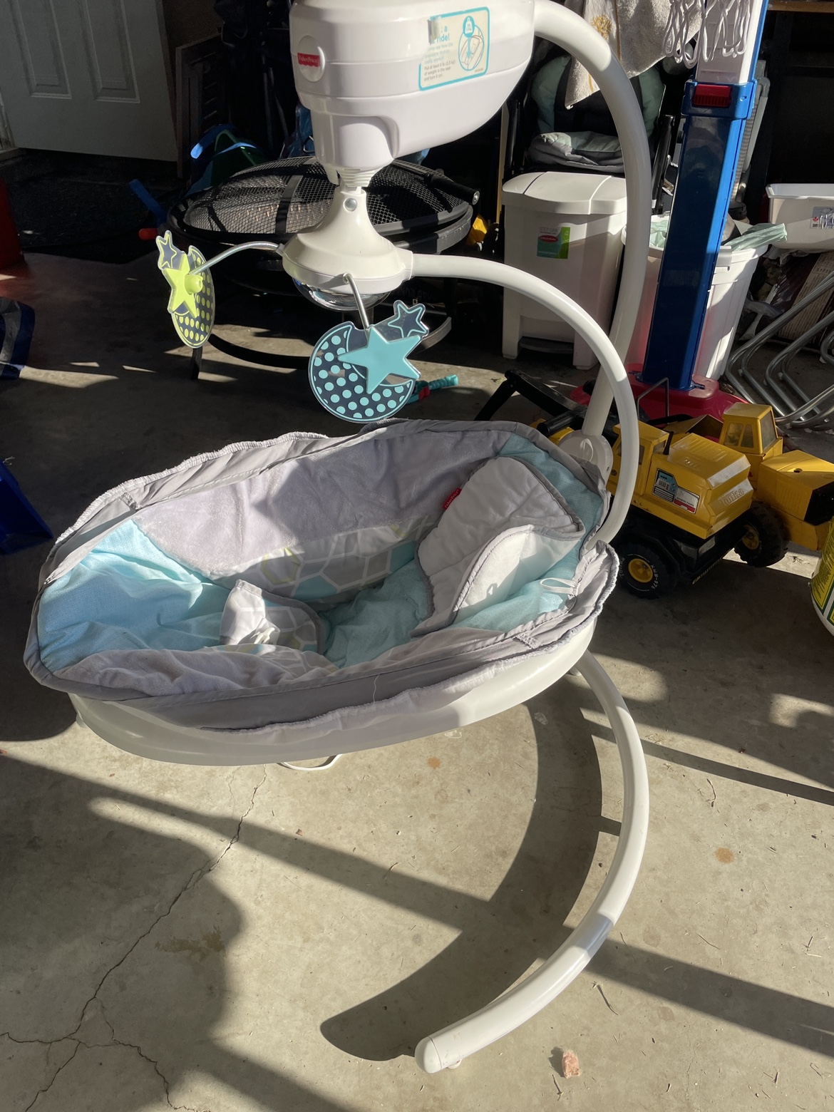 Swinging chair