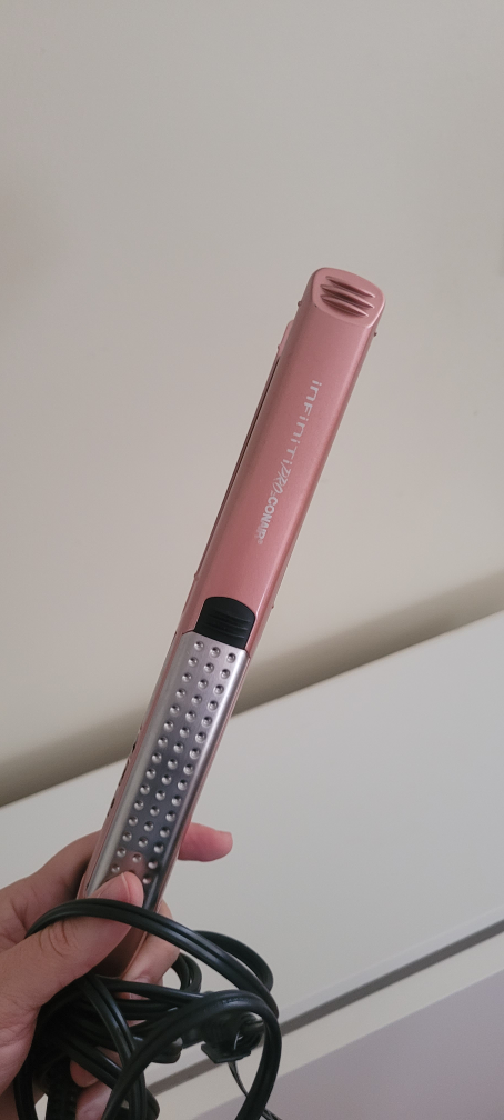 Conair Infiniti Pro Hair Straightener thumbnail
