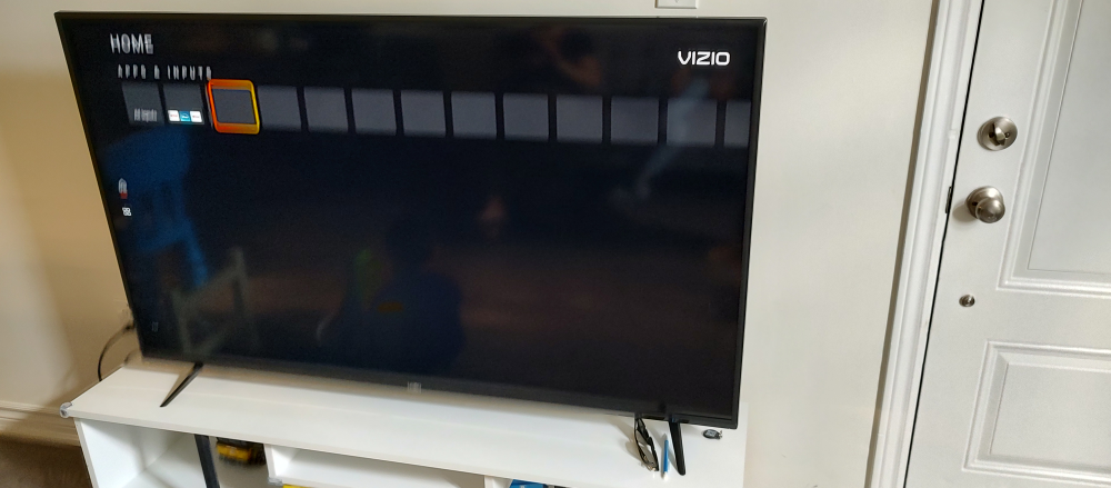 Vizio Smart TV (50") image indicator(3)