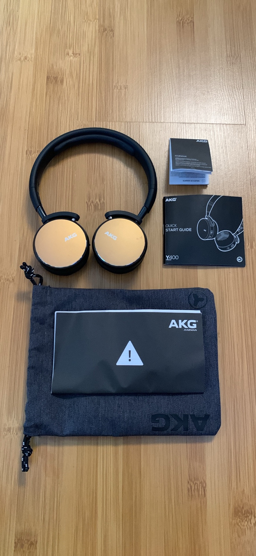 AKG Y400 Wireless Headphones thumbnail