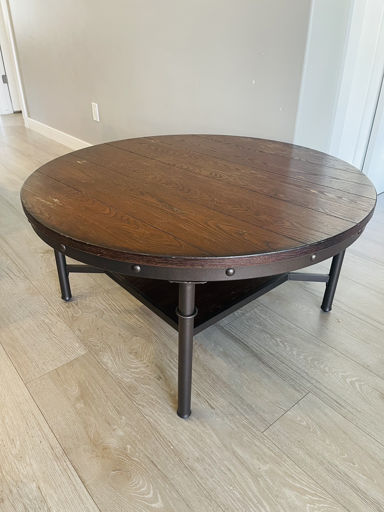Round Coffee Table with Shelf - photo 2