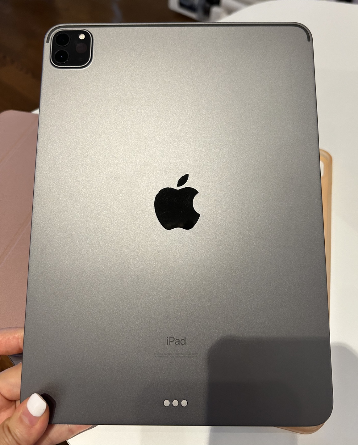 11in iPad Pro (2nd Gen) thumbnail