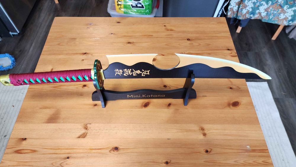Tengen Uzui's Cleaver Replica thumbnail