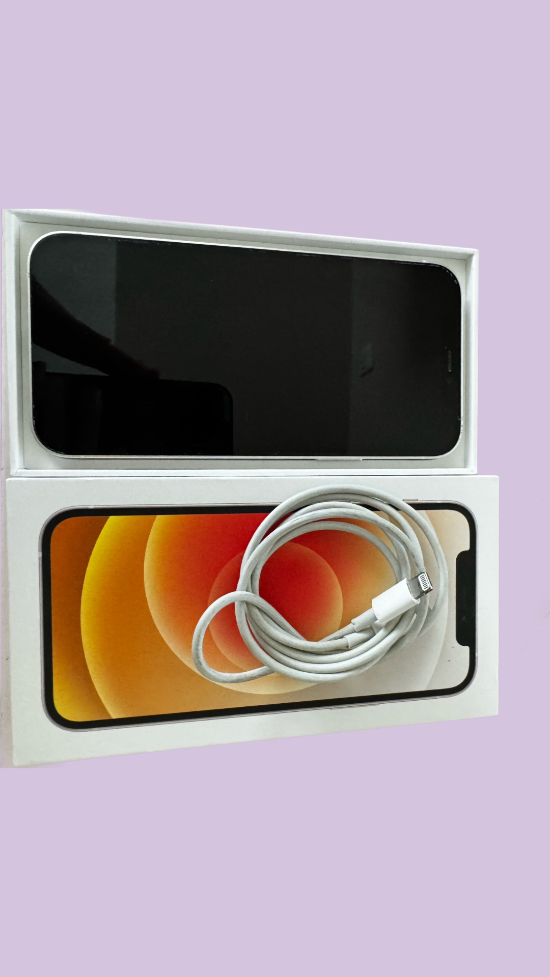iPhone 12 - photo 2