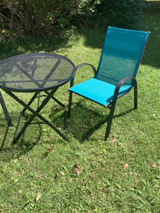 Patio Set image indicator(4)