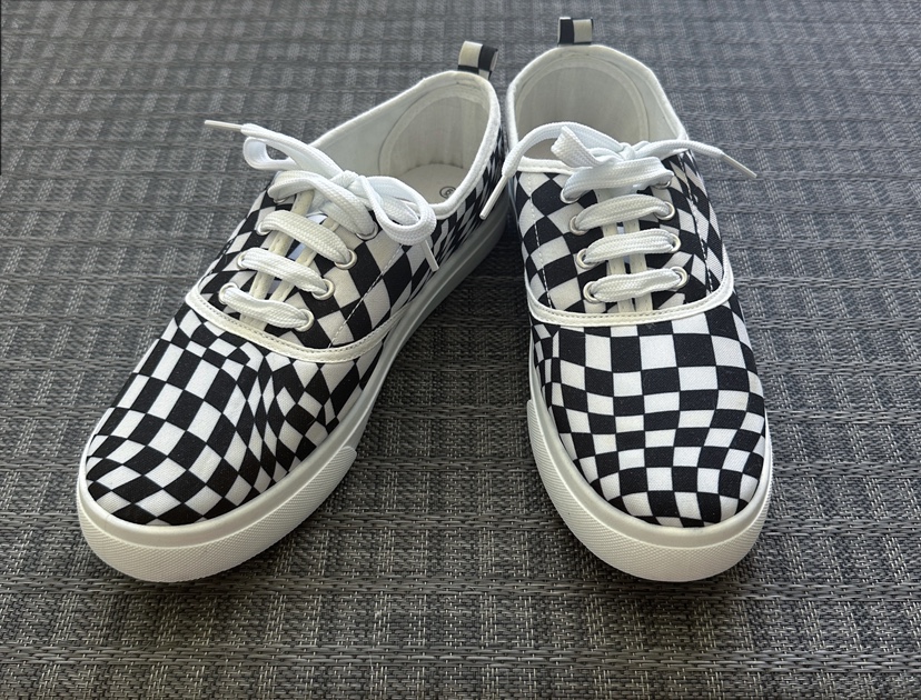New women’s shoes with soft insole