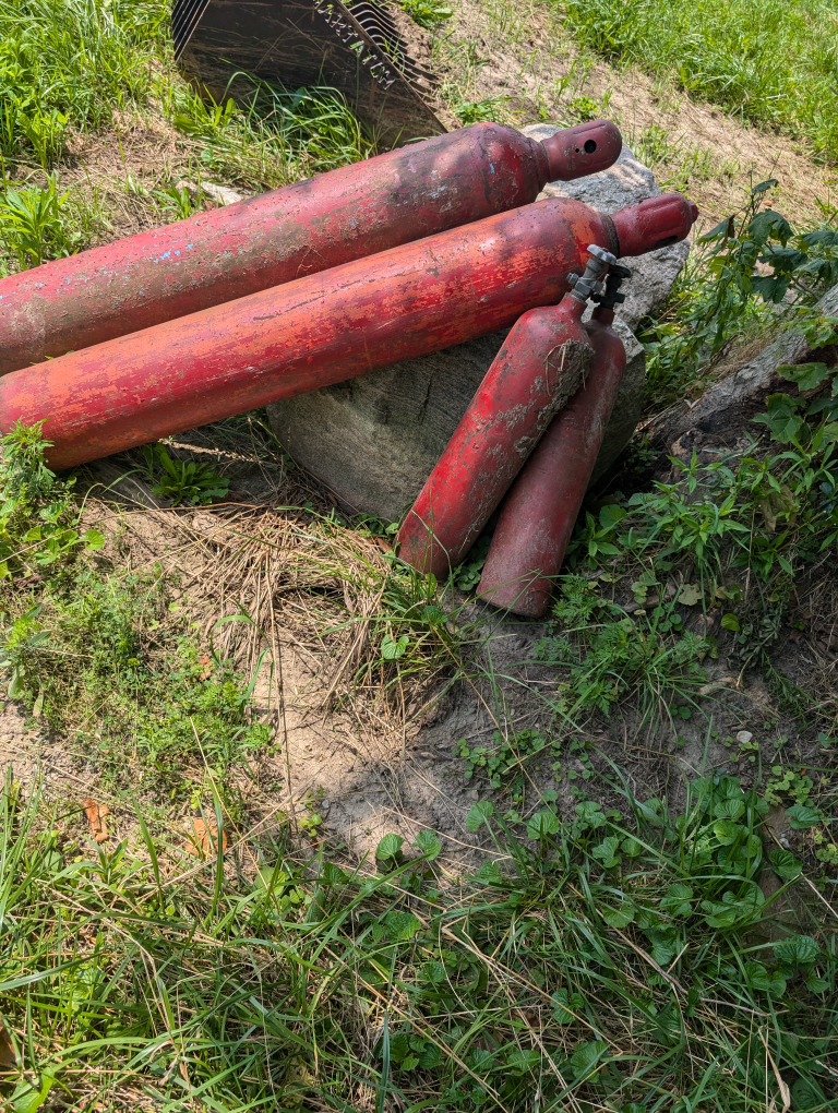 oil burn barrel and acetylene tanks - photo 3