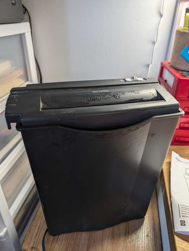 Paper Shredder thumbnail