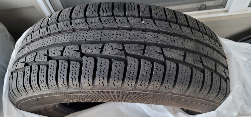 "205/65/15" Like-New All Weather Normad  Tires For Sale