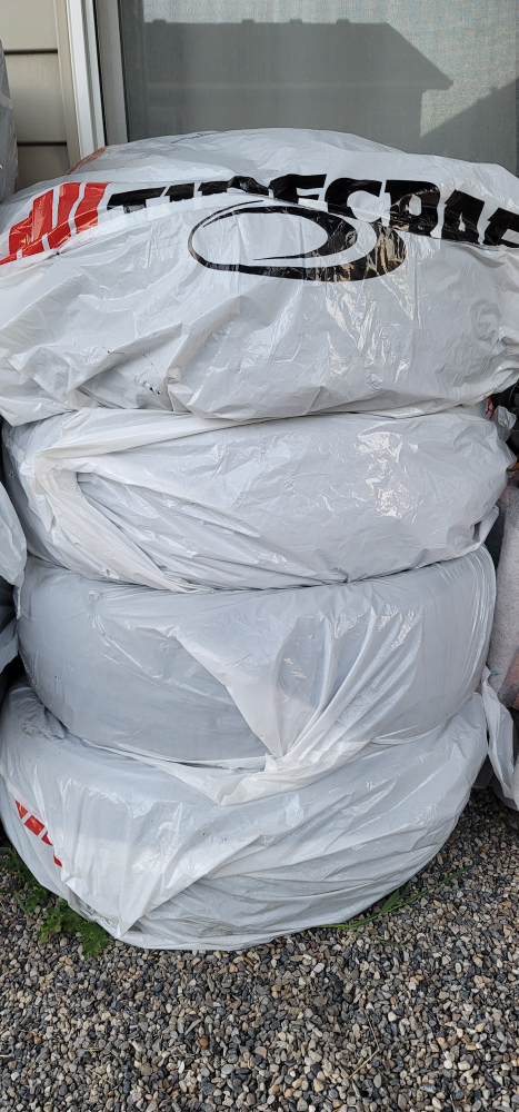 "205/65/15" Like-New All Weather Normad  Tires For Sale - photo 2