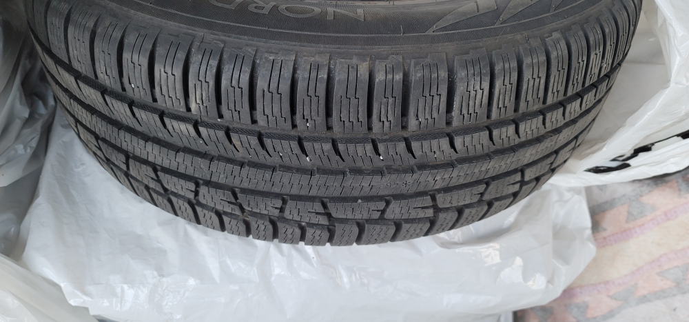 "205/65/15" Like-New All Weather Normad  Tires For Sale - photo 4