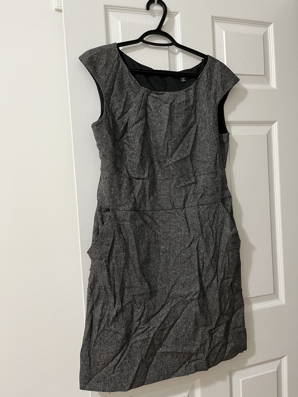 Banana Republic Size 12 Black and White Dress