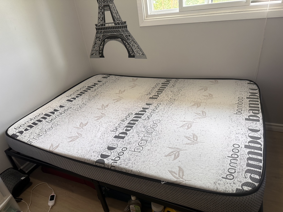 Mattress and Bed Frame: Double - photo 2