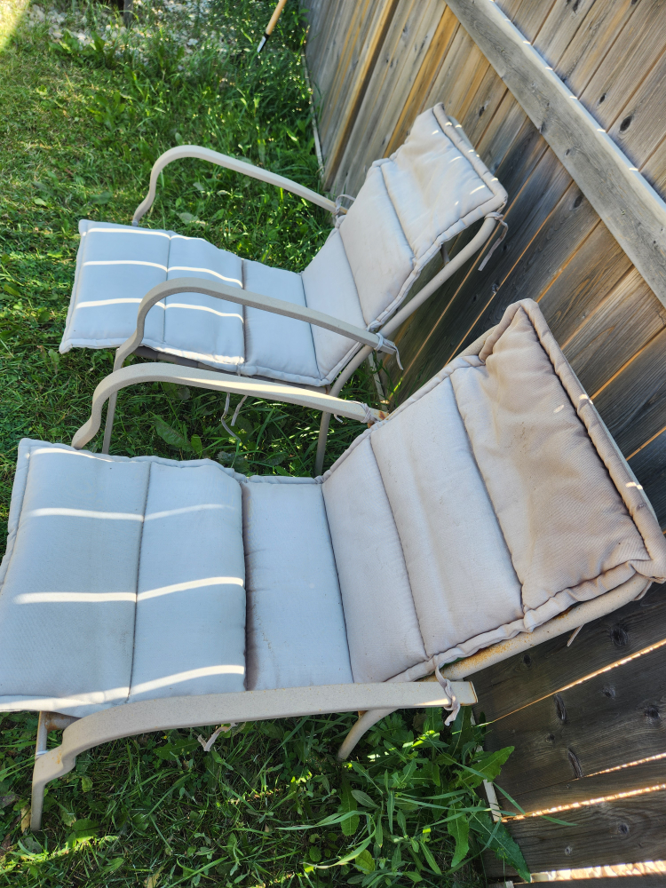 Patio Set #freecycle - photo 3