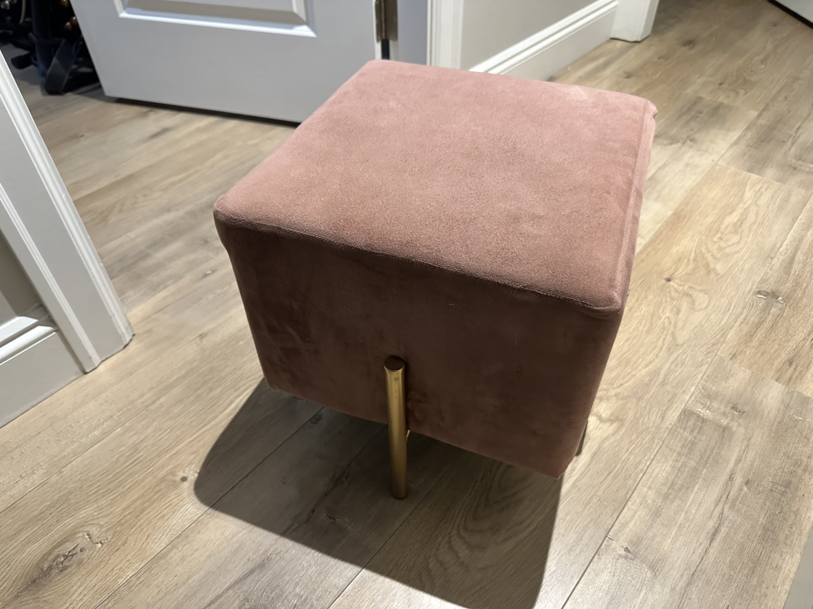 Pink Velvet Ottoman x2 #freecycle thumbnail