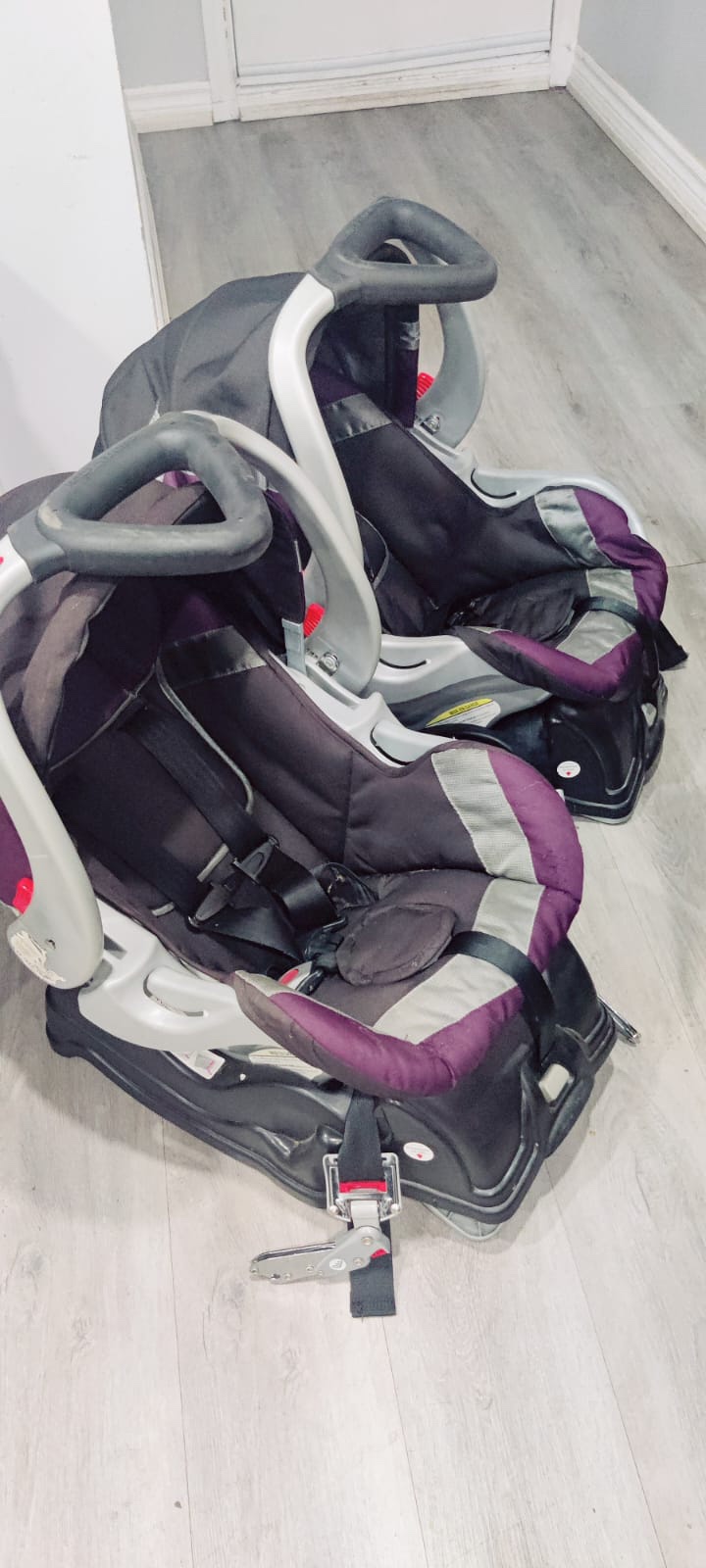 Baby trend car seats (2) - photo 2