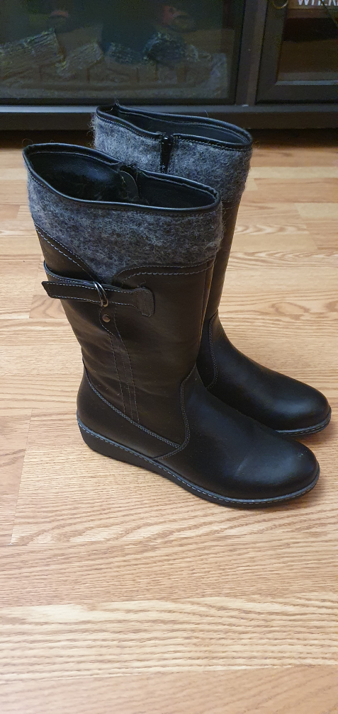 Black Shin-High Boots with Grey Trim