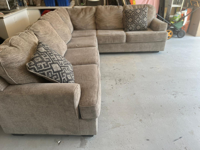 Sectional 8x10 ft