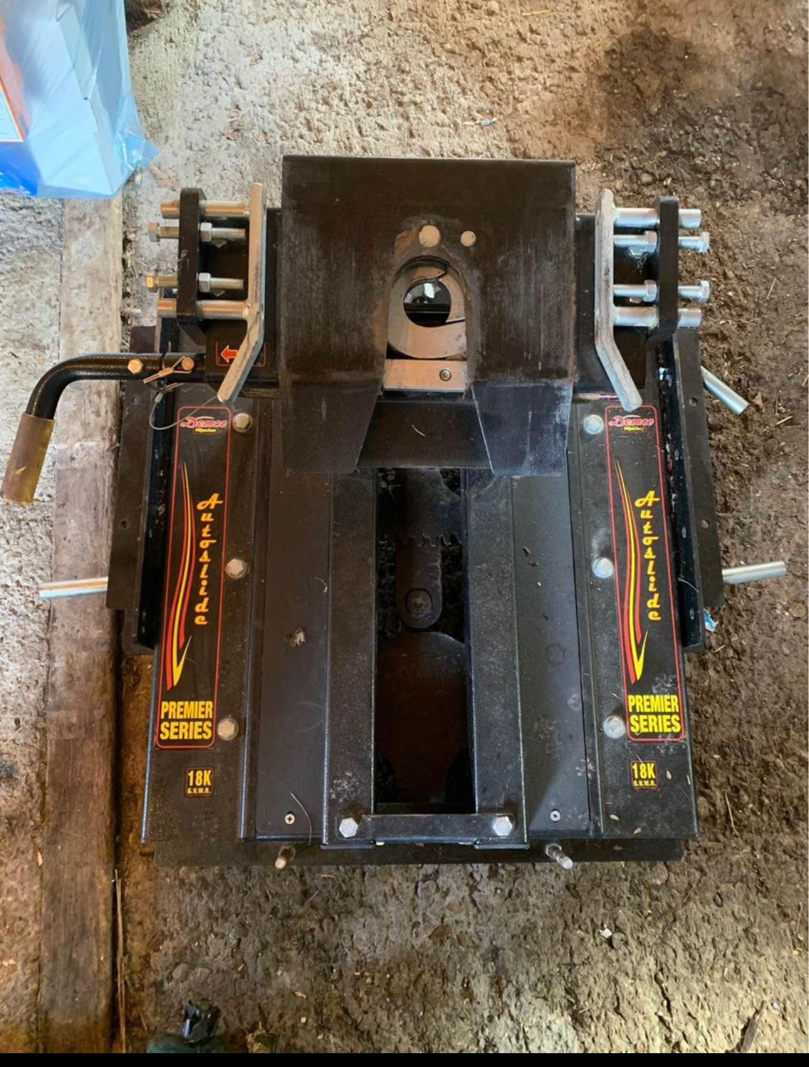 AutoSlide Trailer Hitch