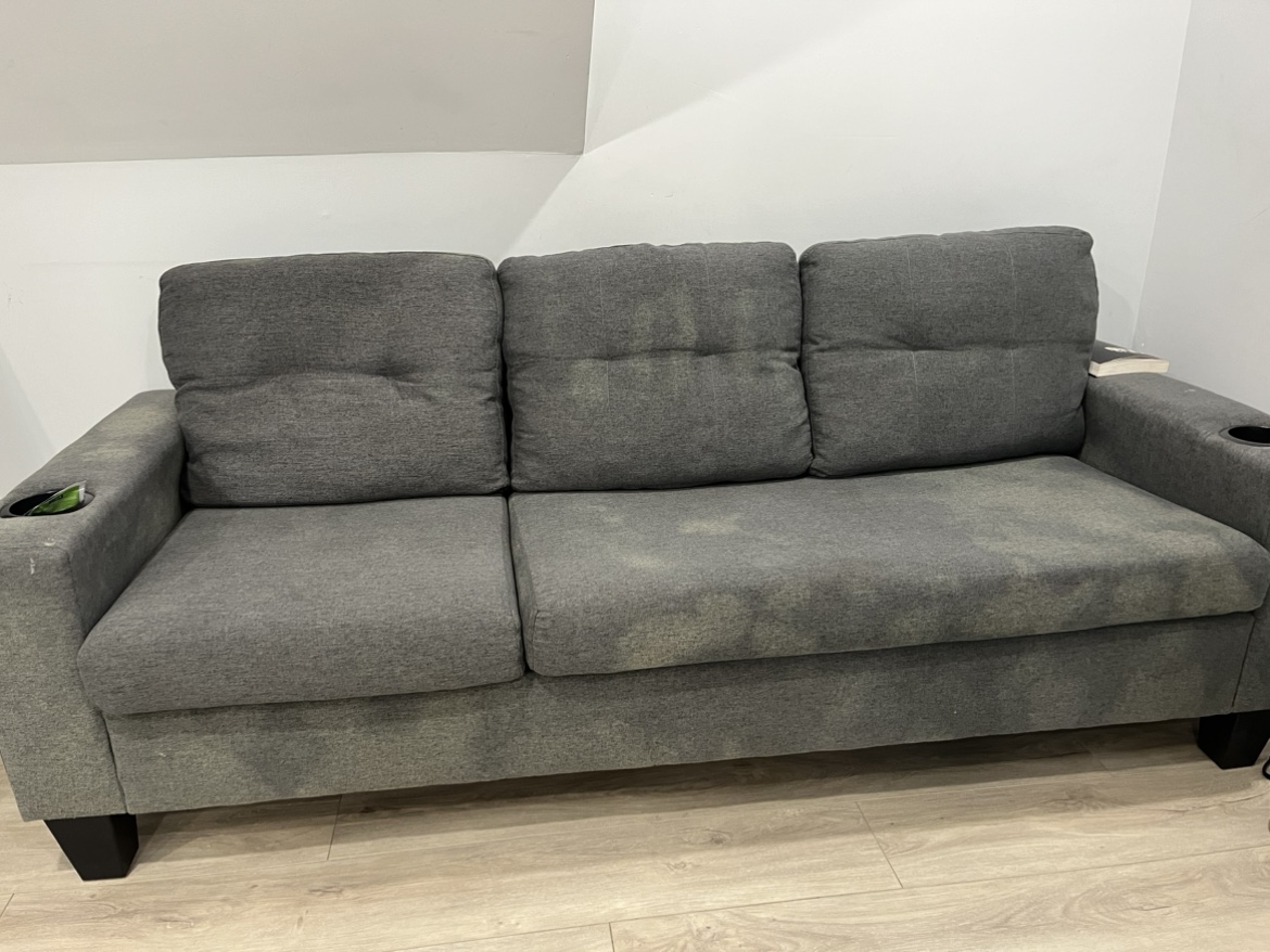 Grey Sofa! thumbnail