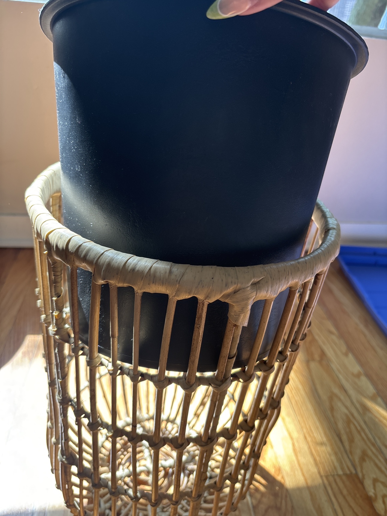 Plant vase holder - photo 2