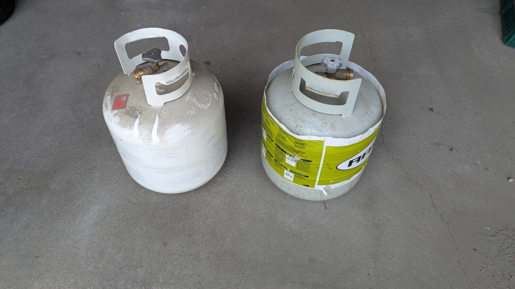 2 propane tanks(Free)