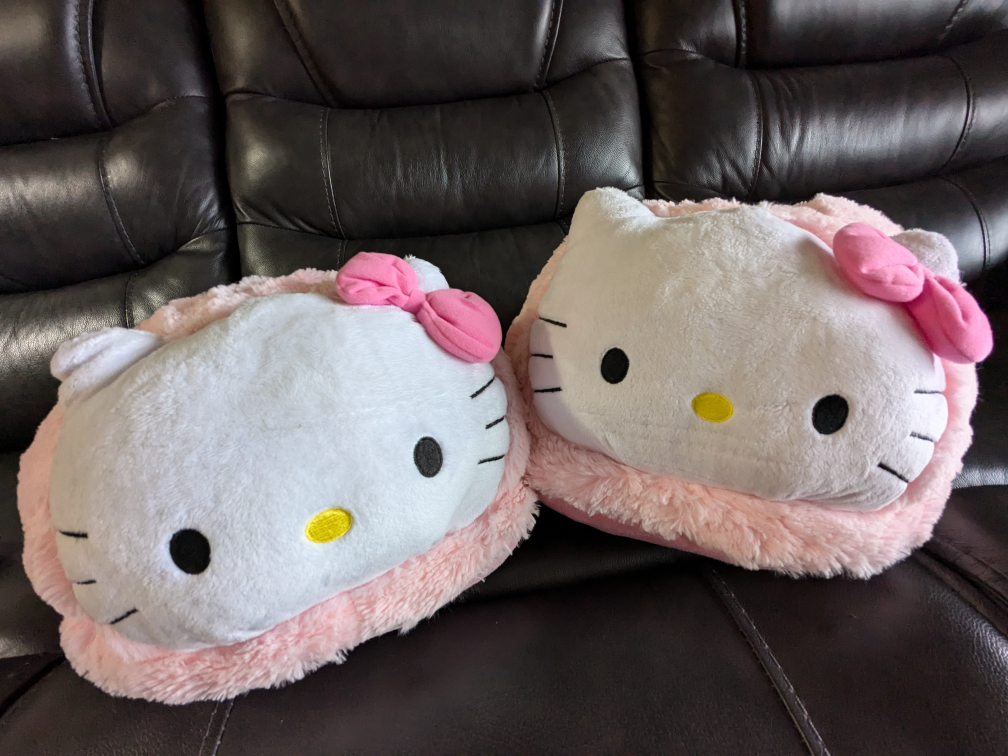 hello kitty slippers